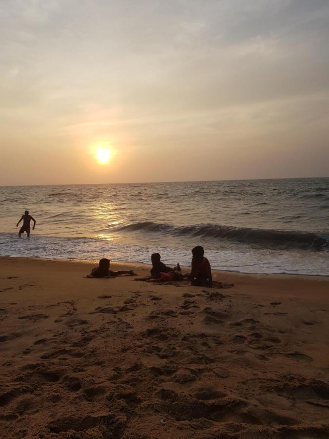 Apartament Familyhouse Negombo Zewnętrze zdjęcie